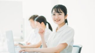 看護師と保健師の違いとは？仕事内容・年収・キャリアプランを徹底比較 